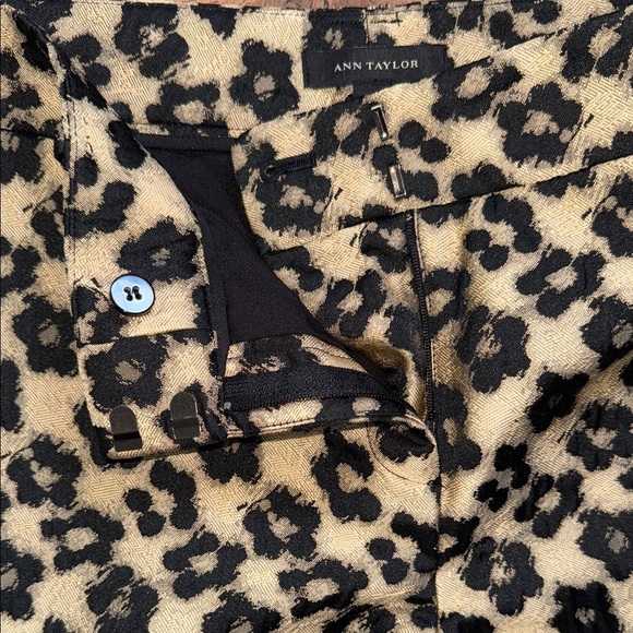 ANN TAYLOR Leopard Print Women’s Pants size 10 - Picture 8 of 11